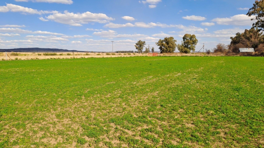 8 Bedroom Property for Sale in Potchefstroom Rural North West